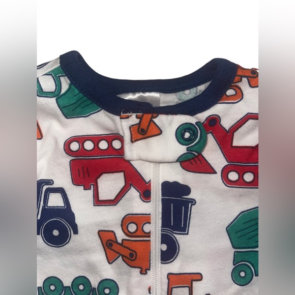 Fun footed pajamas - Picture 9 of 12